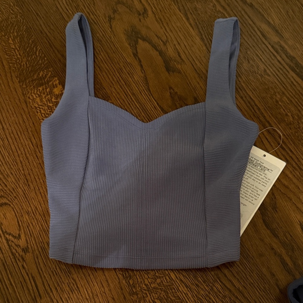 Brand new Lululemon Top